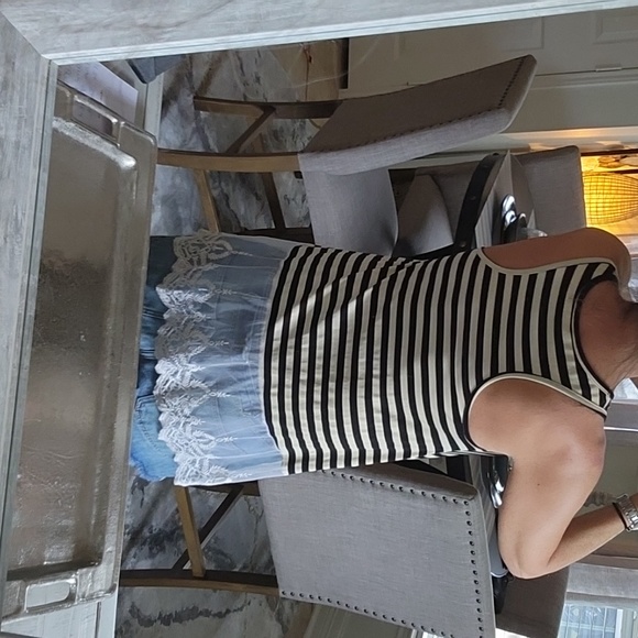 Umgee 4/$10 - Picture 4 of 8